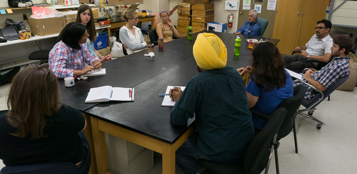 wheat break staff meet with R. DePauw to discuss research